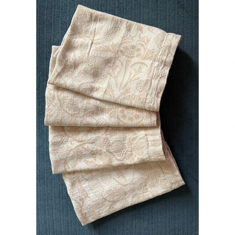 Sur La Table Acorn Fabric Napkins 16 X 16 Square Set 4 PCS Cotton Beige White